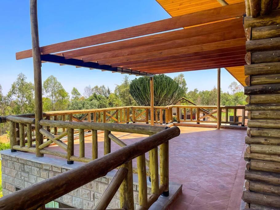 فندق Kirimara Woodlands, نانيوكي المظهر الخارجي الصورة