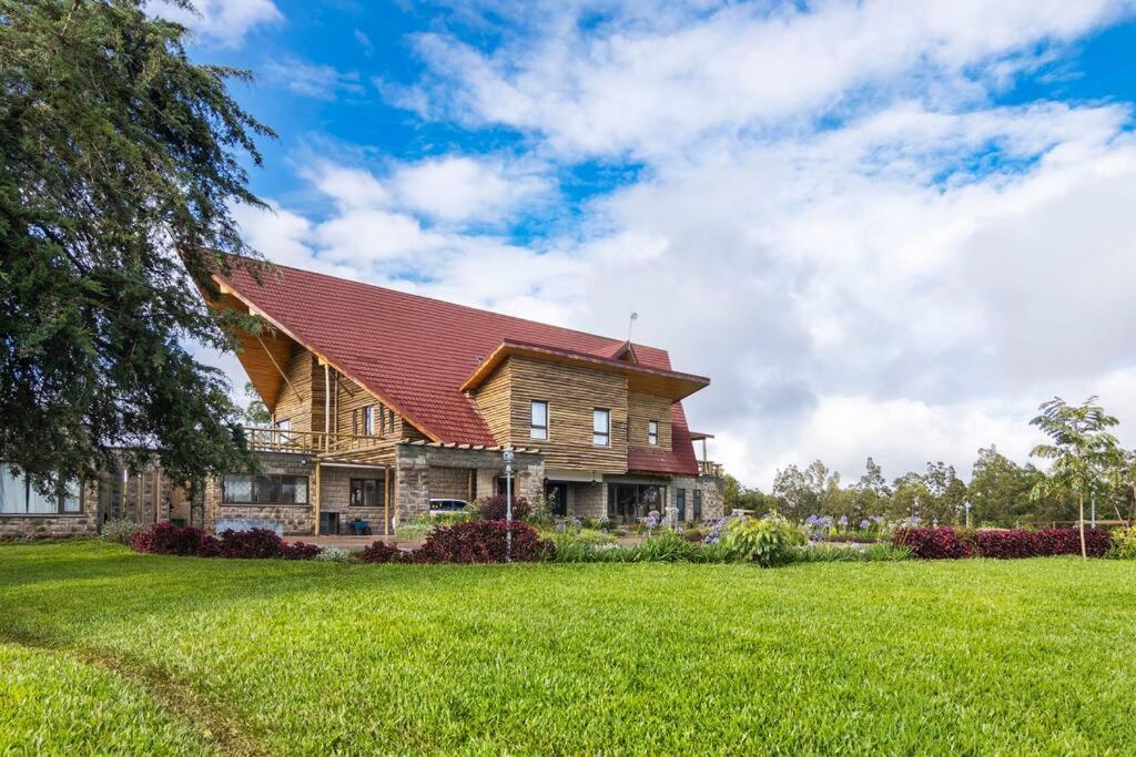 فندق Kirimara Woodlands, نانيوكي المظهر الخارجي الصورة